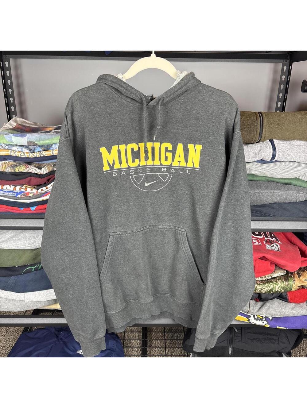 Y2K Nike Team Michigan Wolverines Basketball Spellout Hoodie Sweatshirt Size L